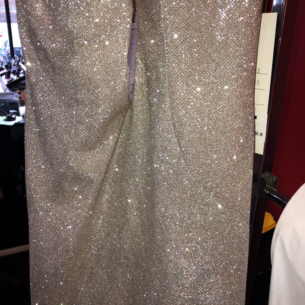 Prom dress - Picture 3 of 3